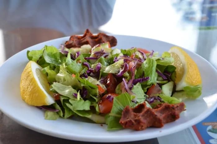 Turecki sos z granatu do czego używać? Odkryj smakowite przepisy