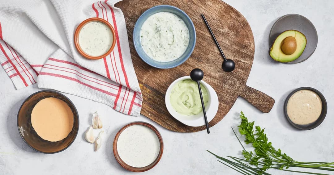 Idealne sosy do tortilli z kurczakiem - odkryj smaki, które zaskoczą